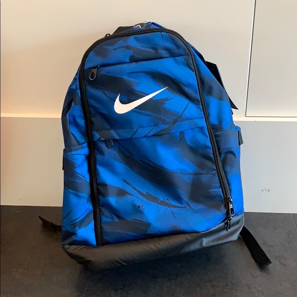 nike brasilia backpack 30l